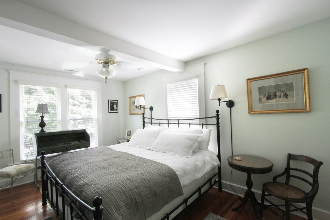 Dickson Street Bed & Breakfast Файетвил Екстериор снимка