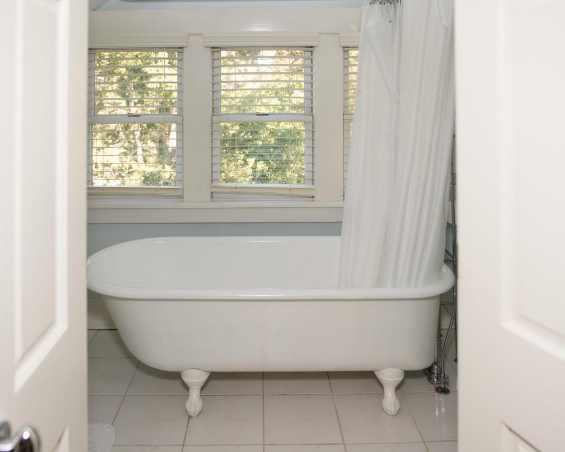 Dickson Street Bed & Breakfast Файетвил Екстериор снимка