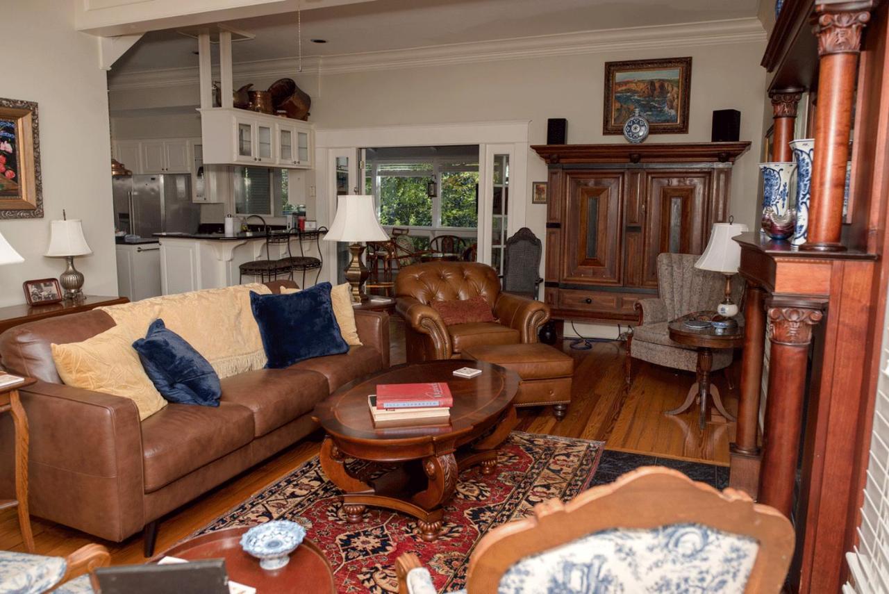 Dickson Street Bed & Breakfast Файетвил Екстериор снимка